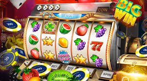 Pengguna mobile memeriksa Poin Reward